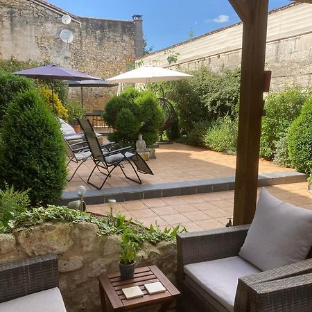 Le Patio Chambres Et Tables D'Hotes La Tour-Blanche Ngoại thất bức ảnh