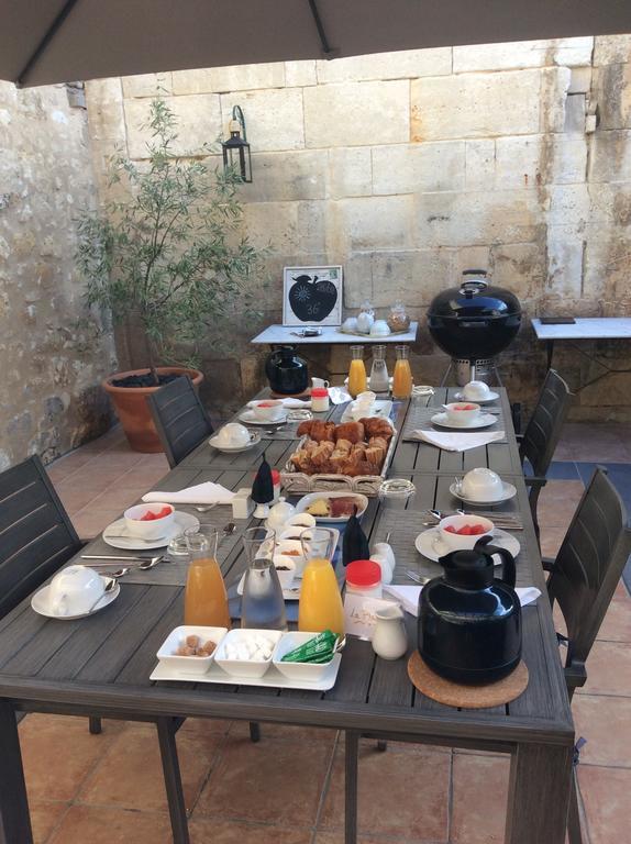 Le Patio Chambres Et Tables D'Hotes La Tour-Blanche Ngoại thất bức ảnh
