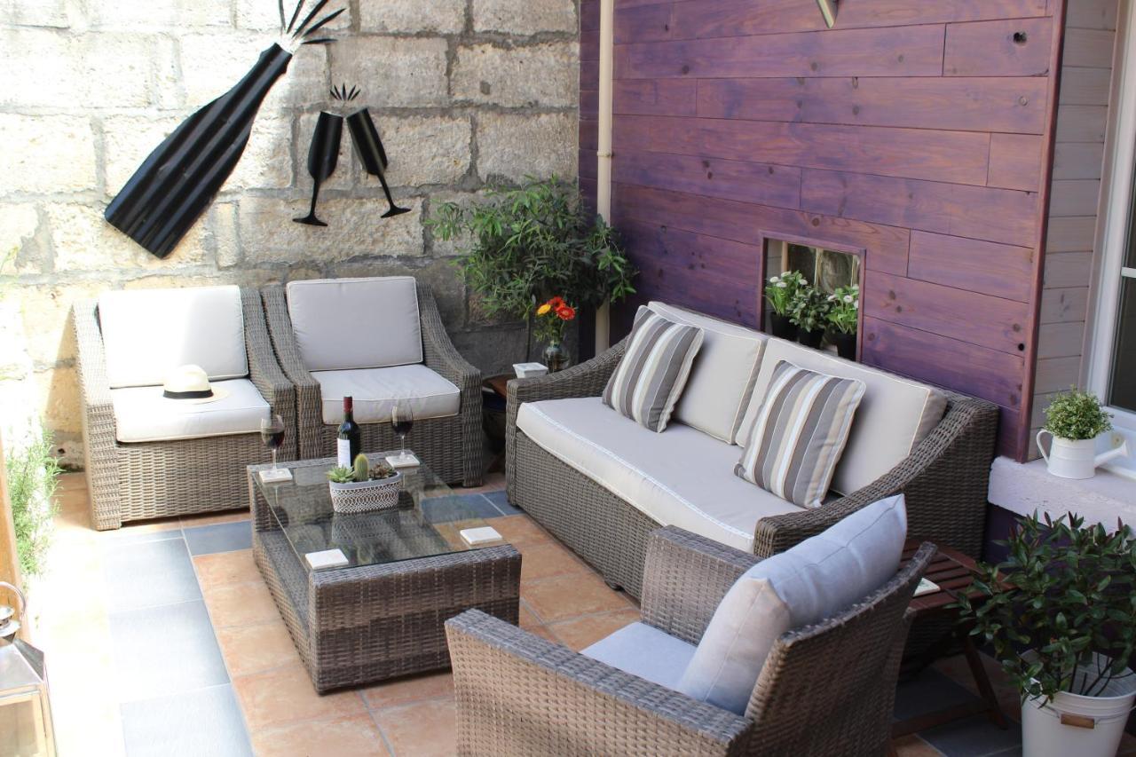 Le Patio Chambres Et Tables D'Hotes La Tour-Blanche Ngoại thất bức ảnh